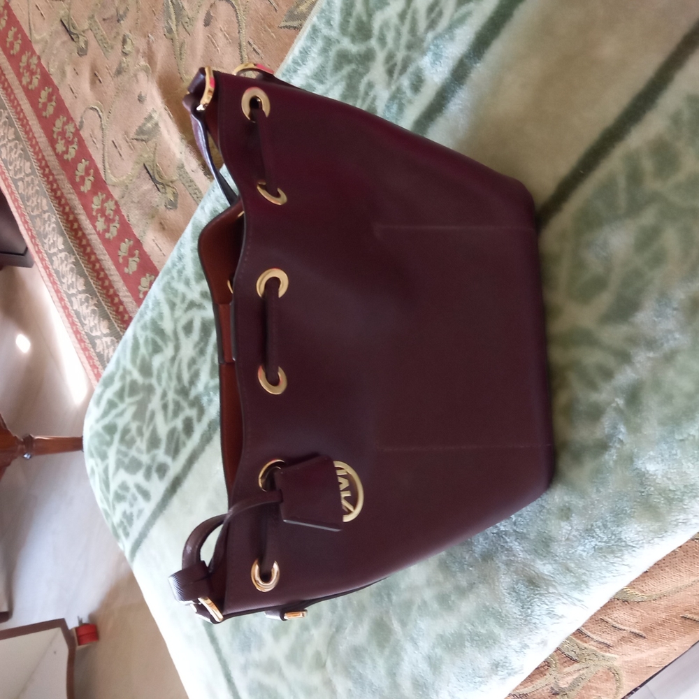 Michael Kors handbag - Picture 4 of 4